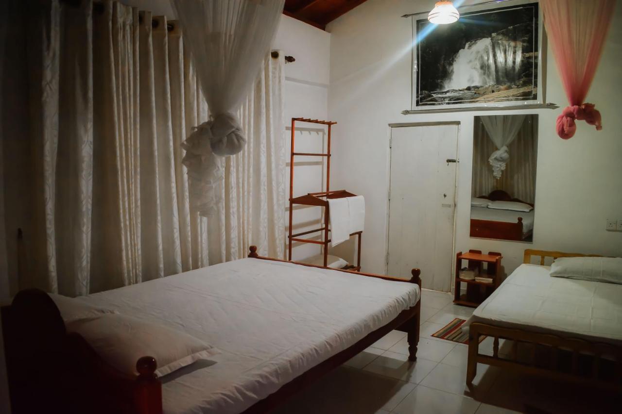 Sinharaja Rest Hotel Deniyaya Luaran gambar