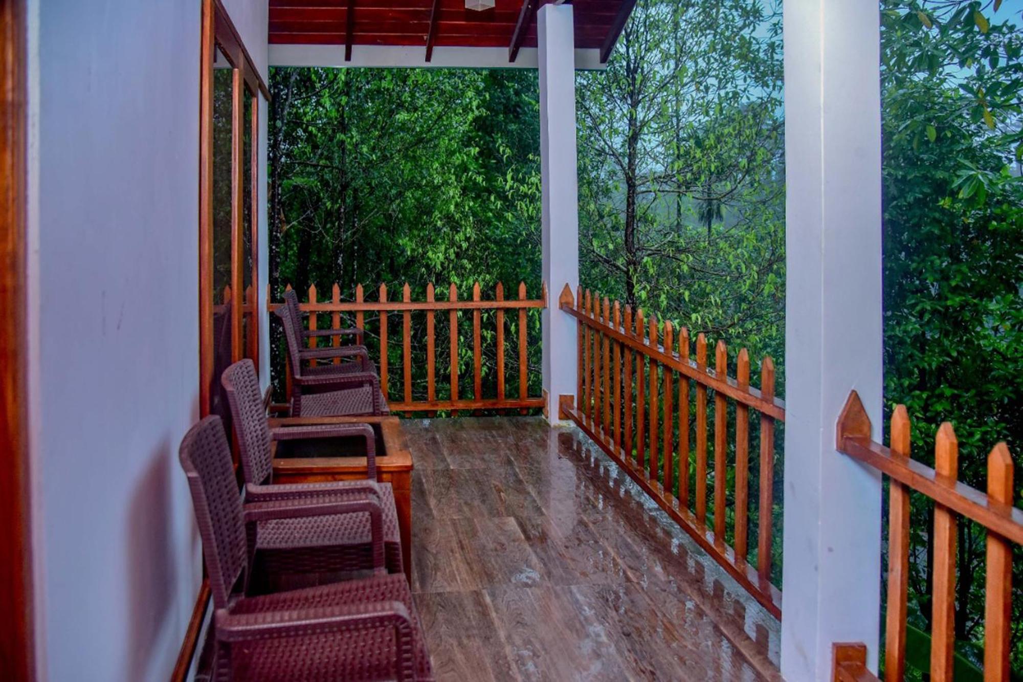 Sinharaja Rest Hotel Deniyaya Luaran gambar