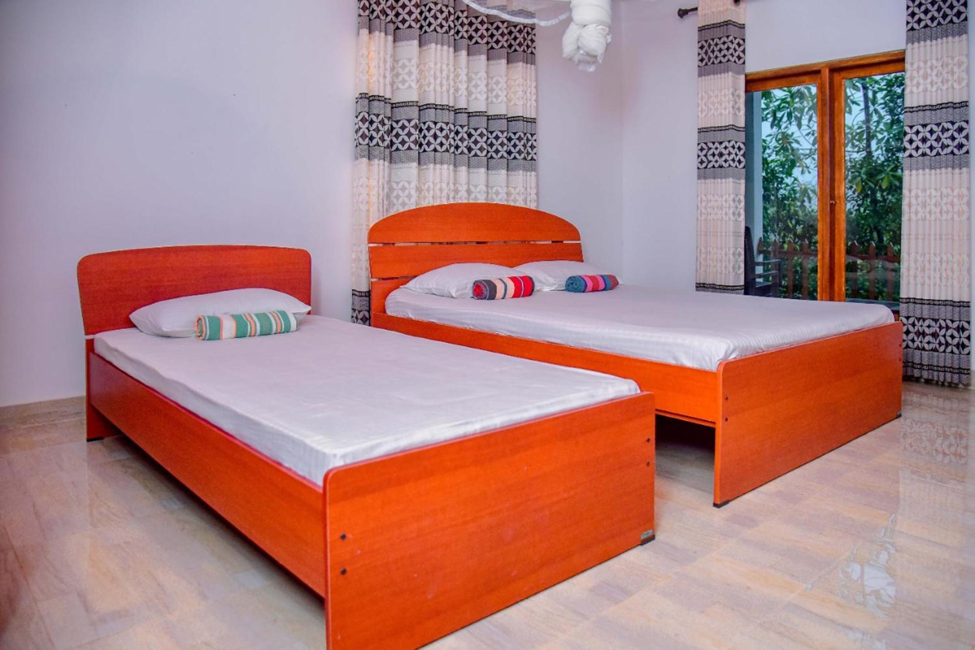 Sinharaja Rest Hotel Deniyaya Luaran gambar