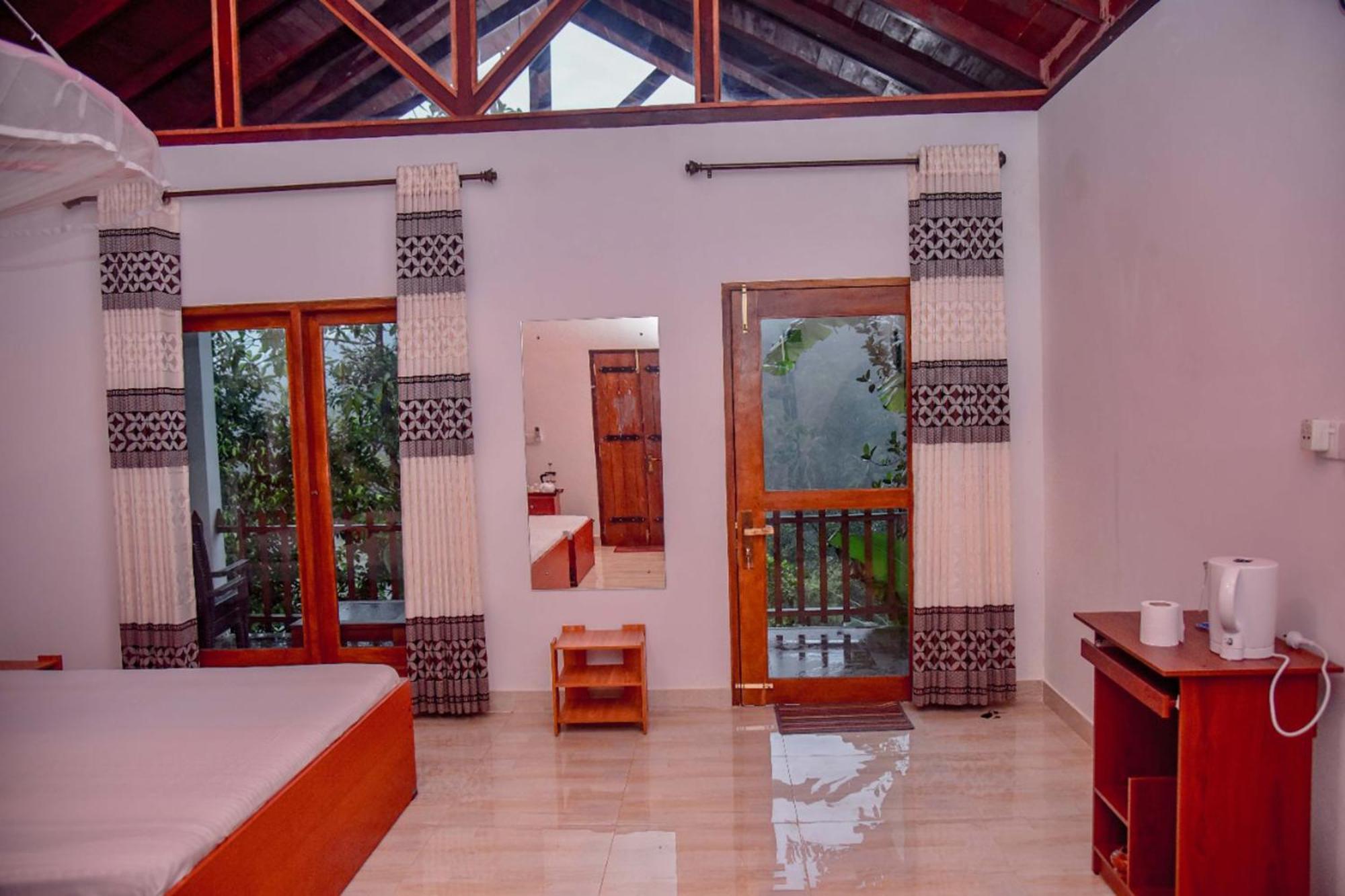 Sinharaja Rest Hotel Deniyaya Luaran gambar