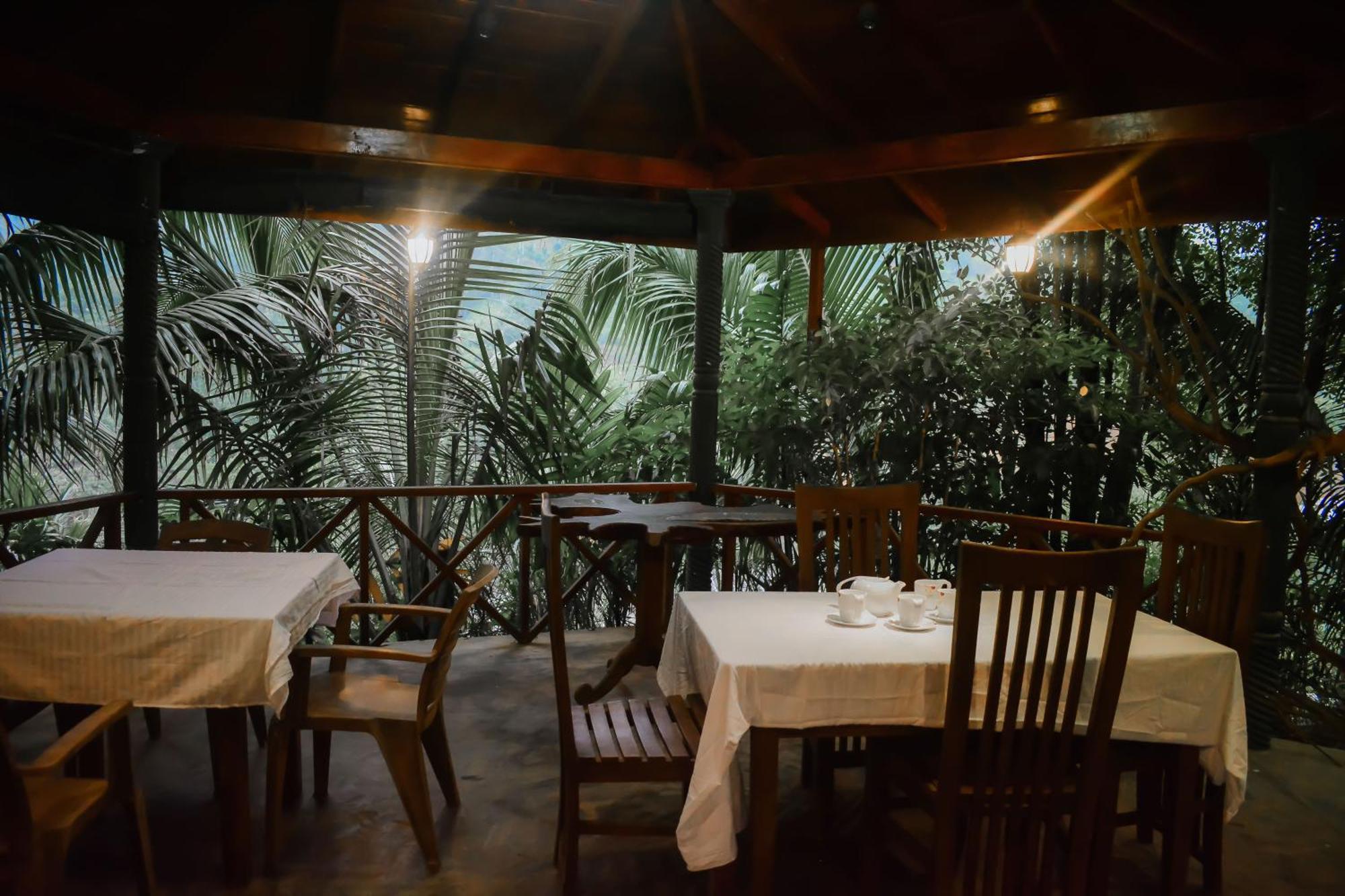Sinharaja Rest Hotel Deniyaya Luaran gambar