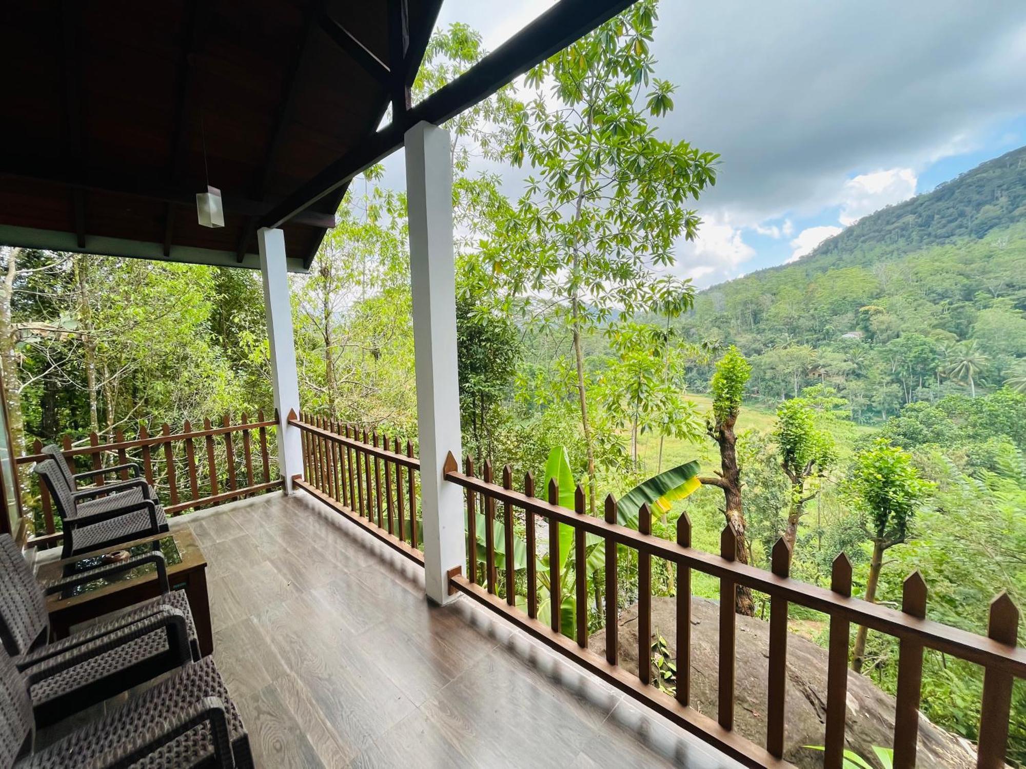 Sinharaja Rest Hotel Deniyaya Luaran gambar