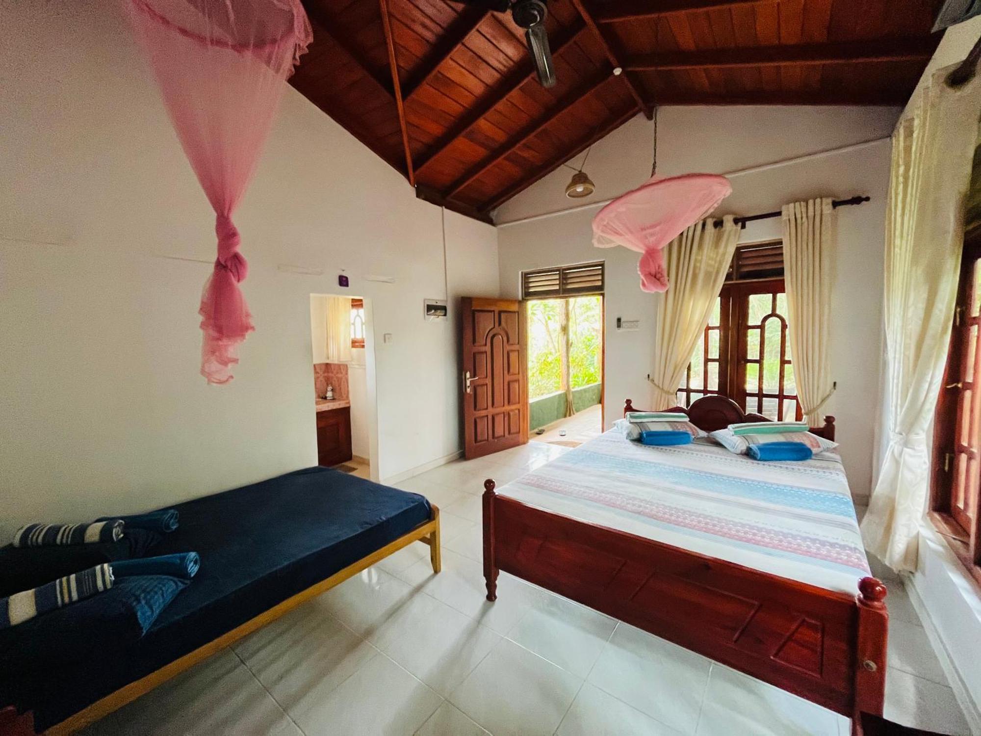 Sinharaja Rest Hotel Deniyaya Luaran gambar