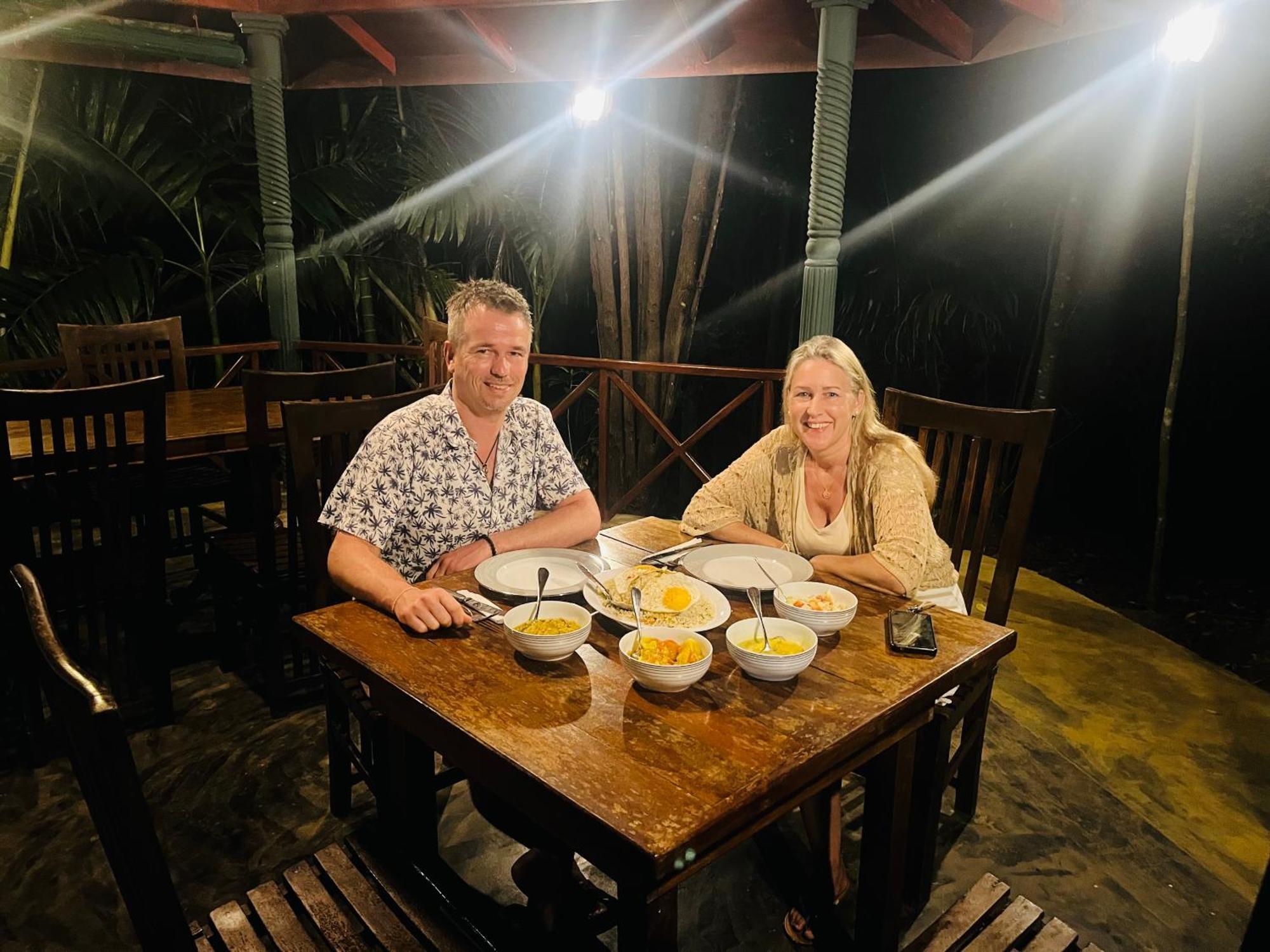 Sinharaja Rest Hotel Deniyaya Luaran gambar